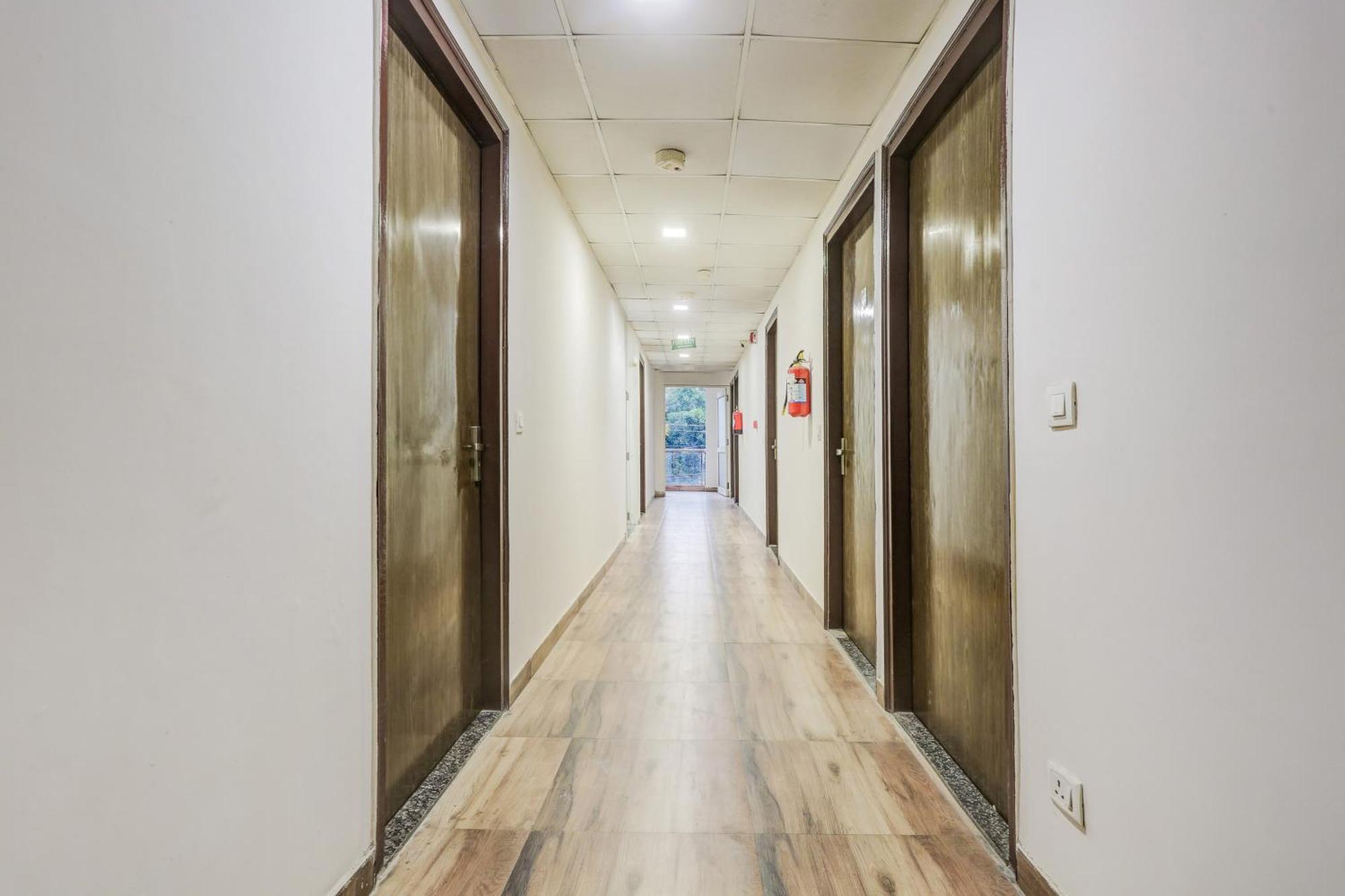 Super Hotel O Rohini Sector 20 Formerly Yellow Saffron Delhi  Luaran gambar